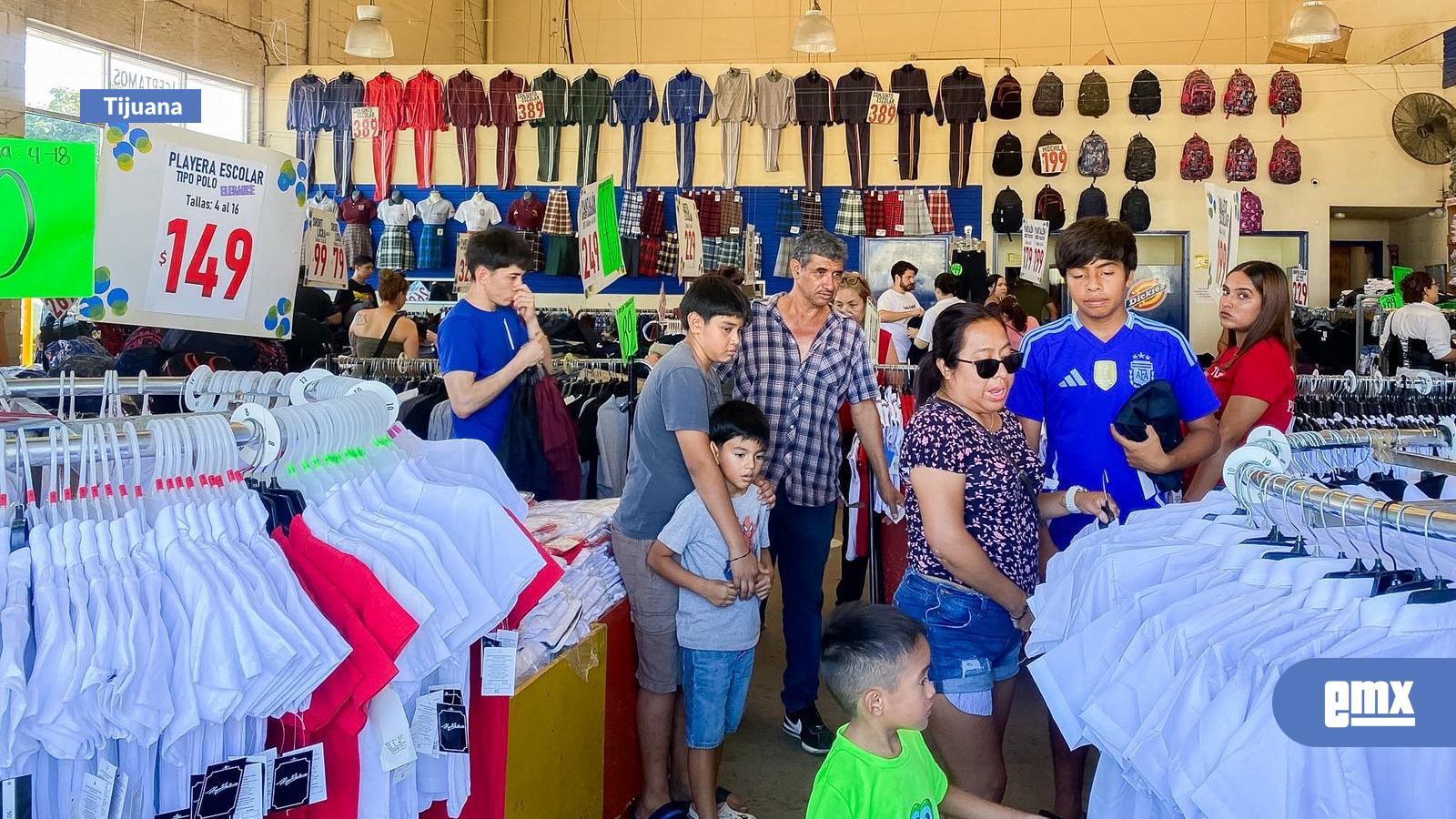 EMX-Regreso-a-clases-impulsa-ventas-de-uniformes-en-Tijuana
