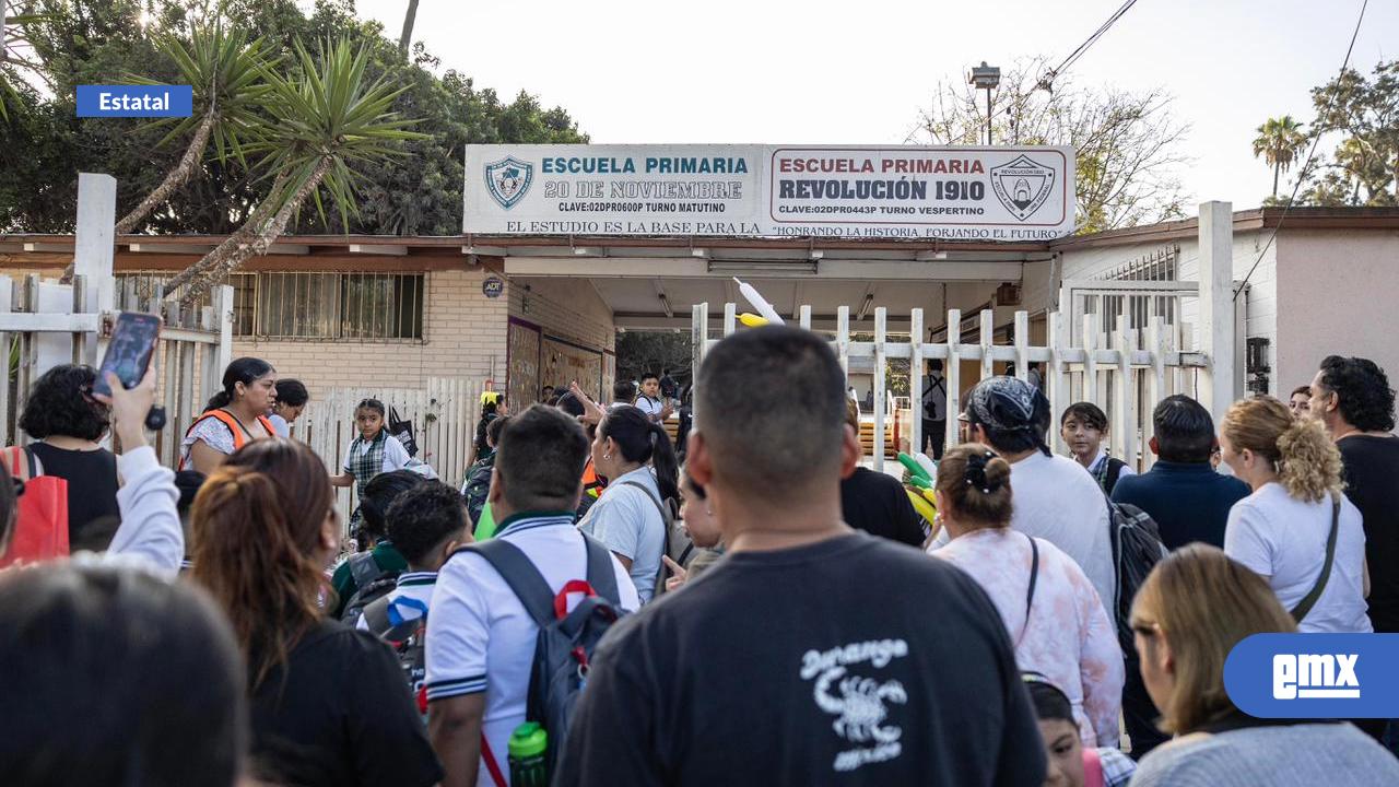 EMX-Más-de-300-mil-estudiantes-regresan-a-las-aulas-en-Baja-California