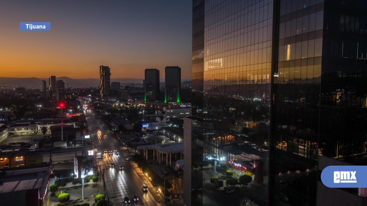 EMX-Colorido amanecer se registró durante este primero de septiembre en la ciudad