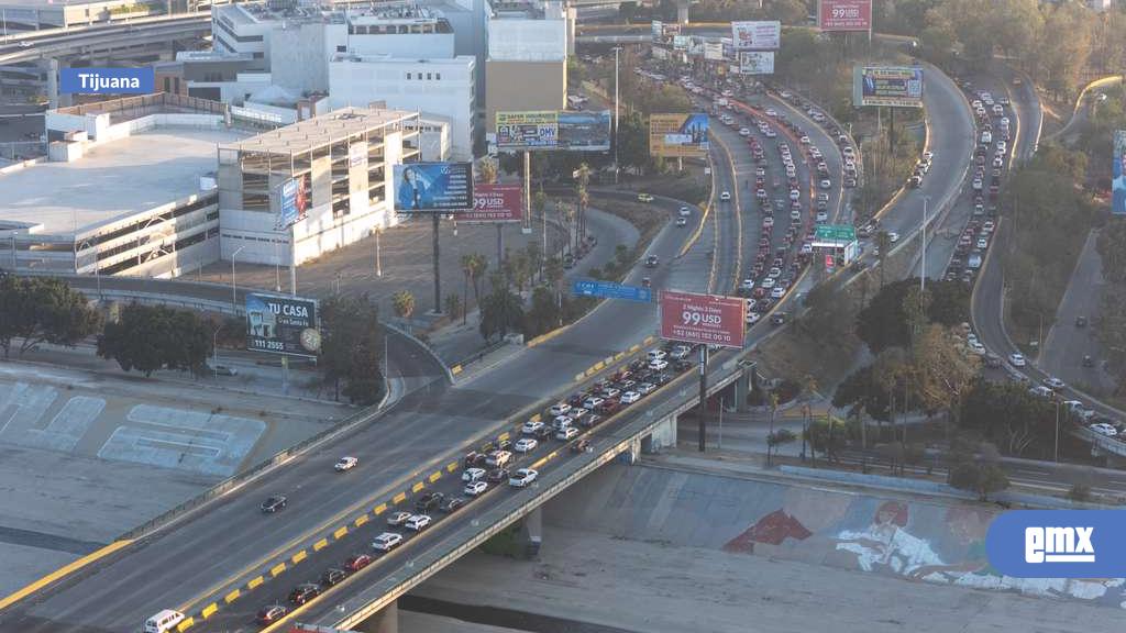 EMX-Así-se-encuentra-el-cruce-vehicular-en-la-garita-de-San-Ysidro