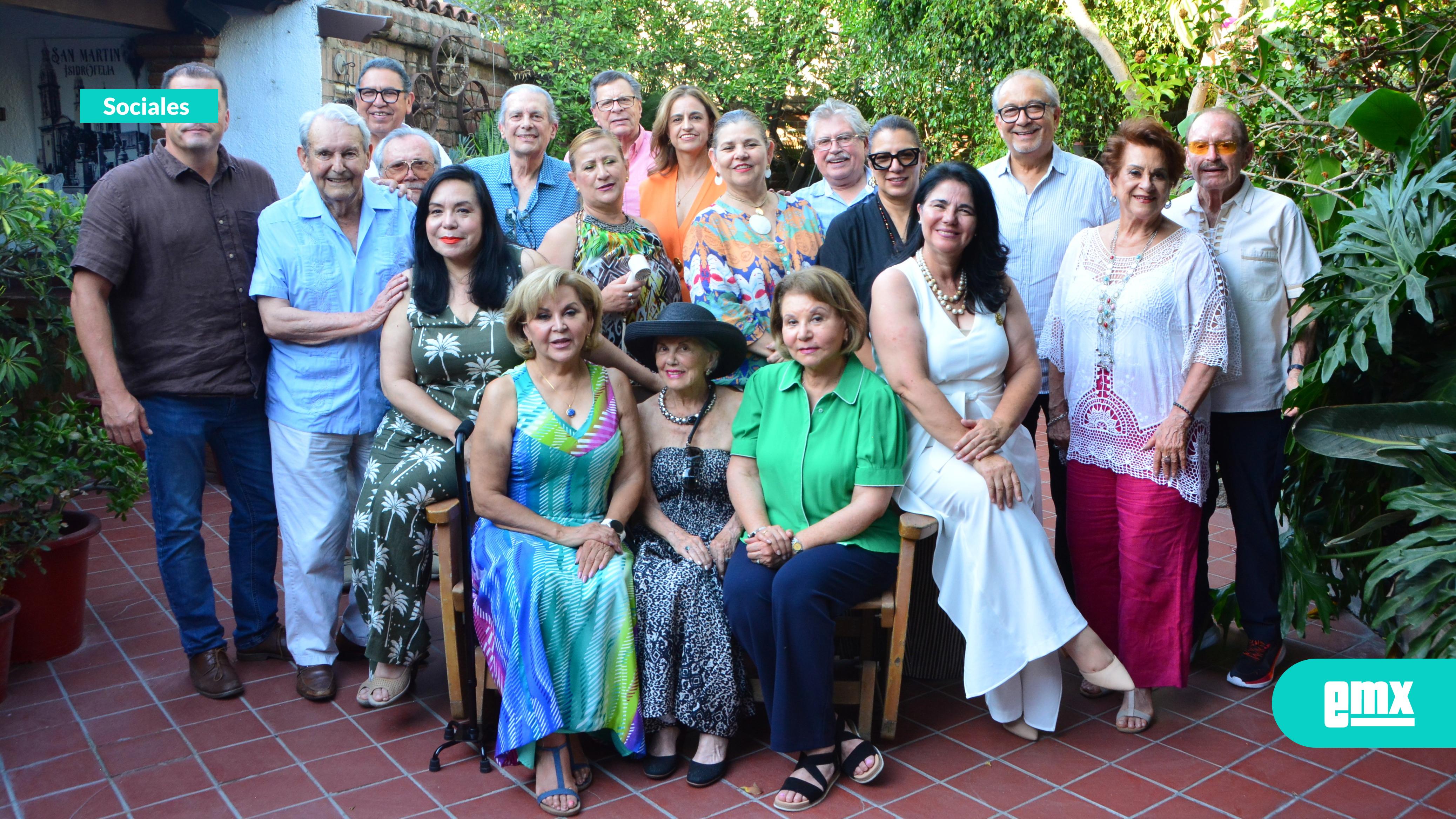 EMX-Concurrido-festejo-para-los-cumpleañeros