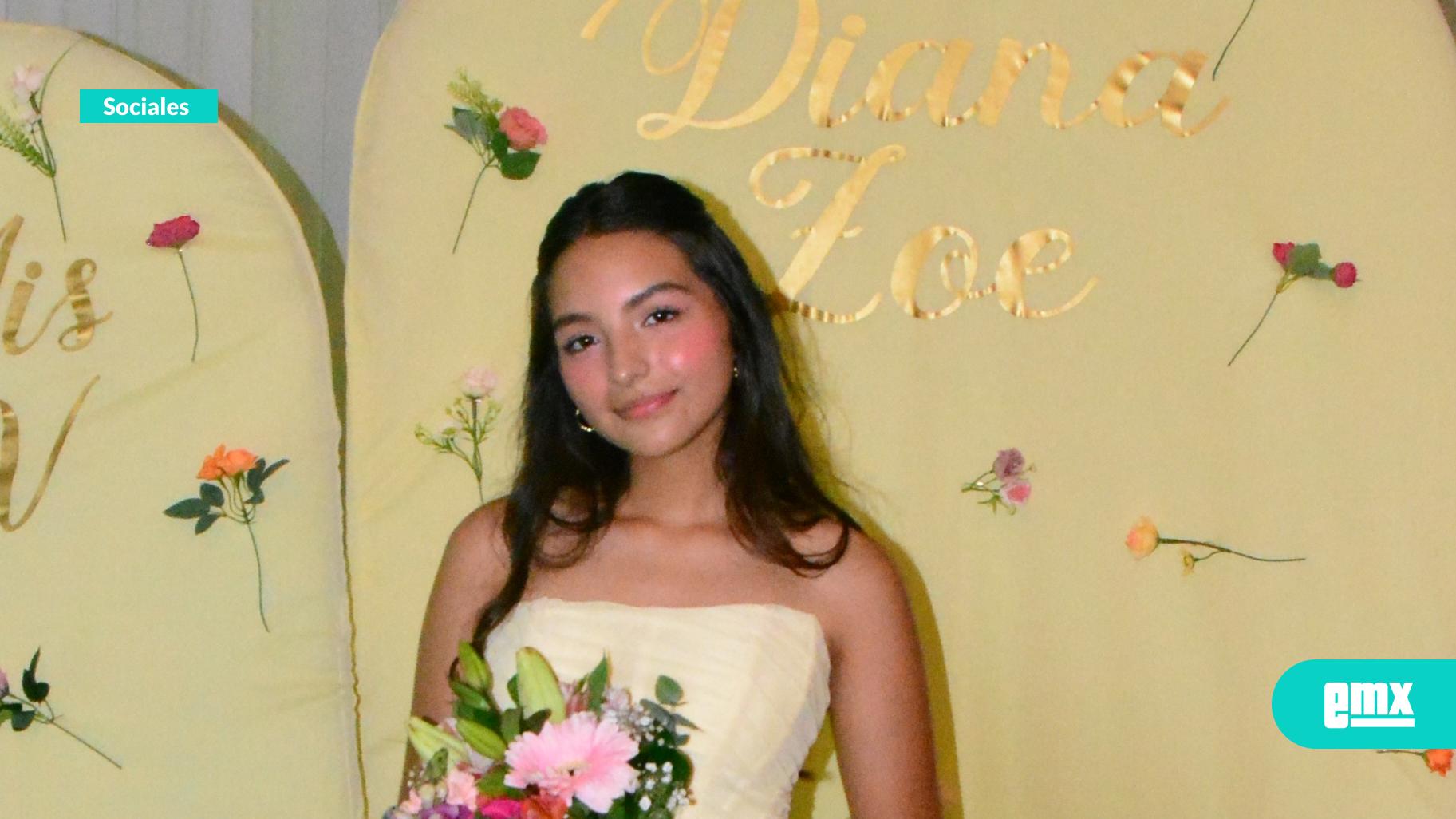 EMX-Diana Zoé celebra sus XV Años junto a su familia