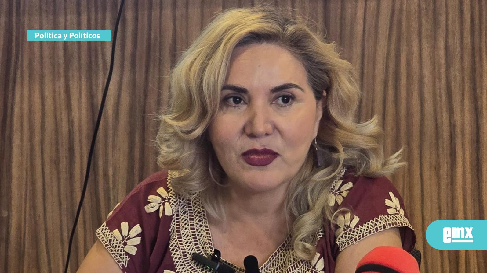 EMX-Miriam Cano Núñez reconoce a grupo de constructores