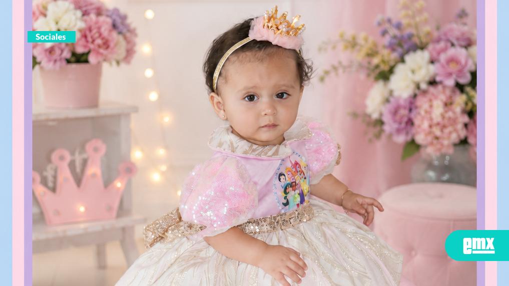 EMX-Aubreah-Isabella-disfruta-una-fiesta-digna-de-princesa