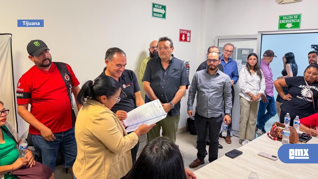 EMX-IMOS-habilita-tura-para-conectar-a-estudiantes-y-docentes-de-Santa-Fe-con-UABC-y-Tecnologíco-de-Tijuana
