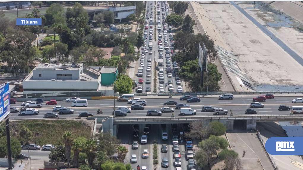 EMX-Cierre-del-puente-Independencia-provoca-congestionamiento-vial-en-Zona-Río
