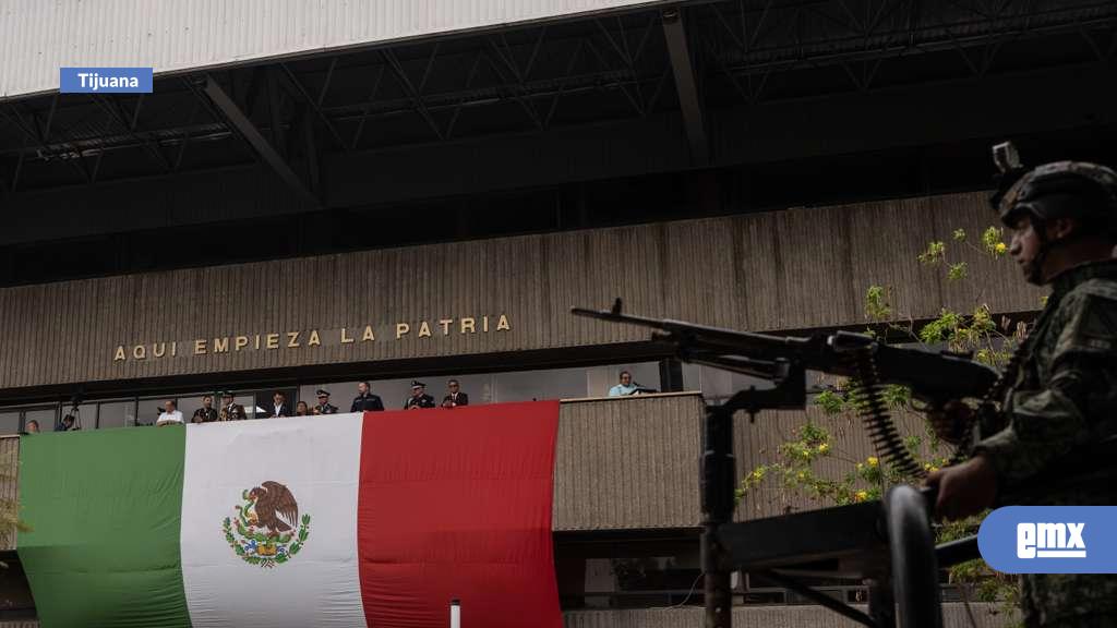 EMX-Tijuana-celebra-con-desfile-cívico-militar-el-216-Aniversario-de-la-Independencia-de-México