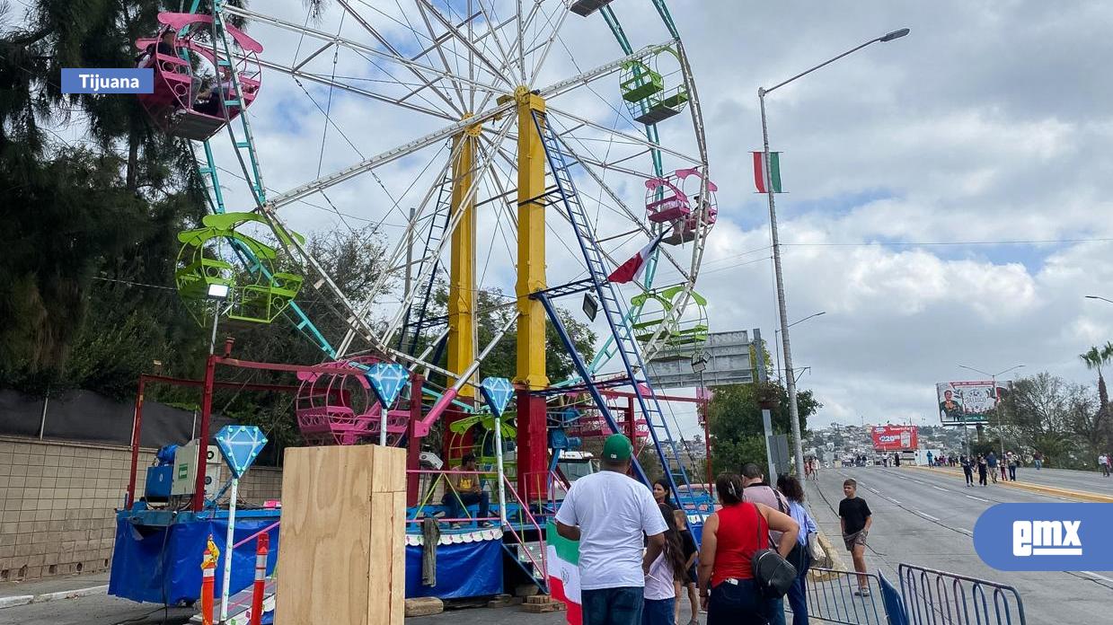 EMX-Tijuana-celebró-el-Grito-de-Independencia-con-miles-de-personas-y-saldo-blanco