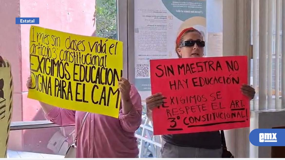 EMX-Bloquean-madres-de-familia-Secretaría-de-Educación-por-falta-de-maestros-en-CAM