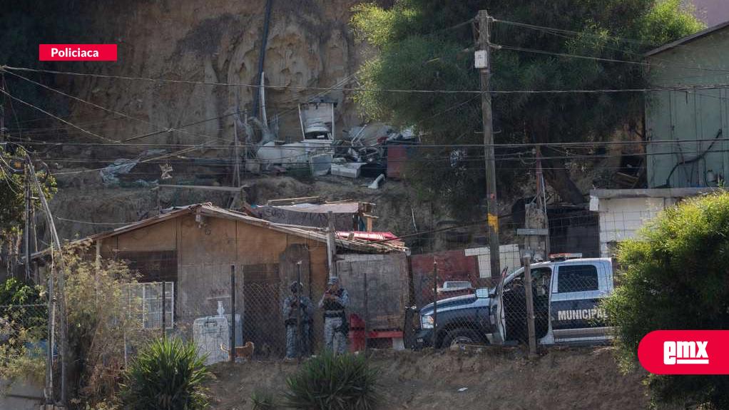 EMX-Menor-y-mujer-son-lesionadas-por-disparos-en-la-colonia-Divina-Providencias