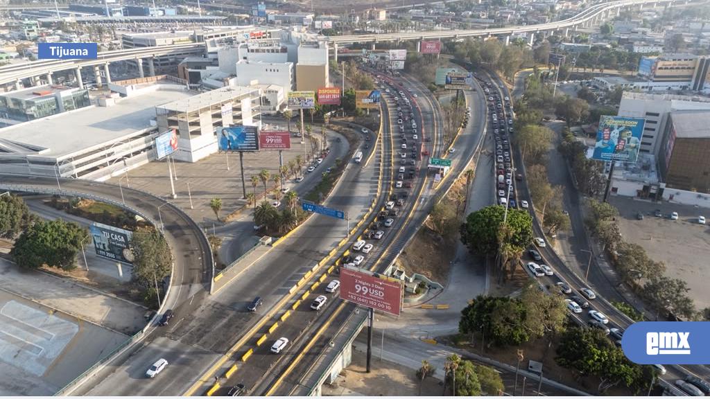 EMX-Cruce-vehicular-en-la-garita-de-San-Ysidro-la-mañana-de-este-viernes-25-de-septiembre
